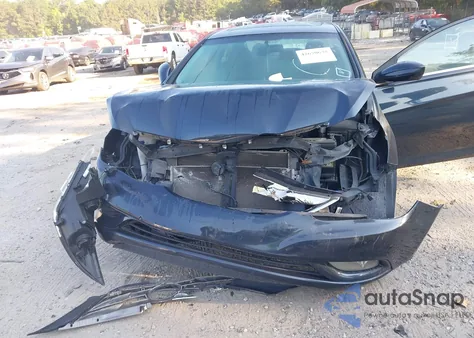 2011 Hyundai Sonata Se z USA, uszkodzony, nr VIN 5NPEC4AC4BH168047